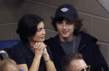 Timothée Chalamet Namorada