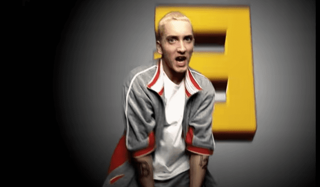 Eminem Namorada
