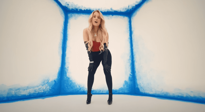 Meghan Trainor Nua