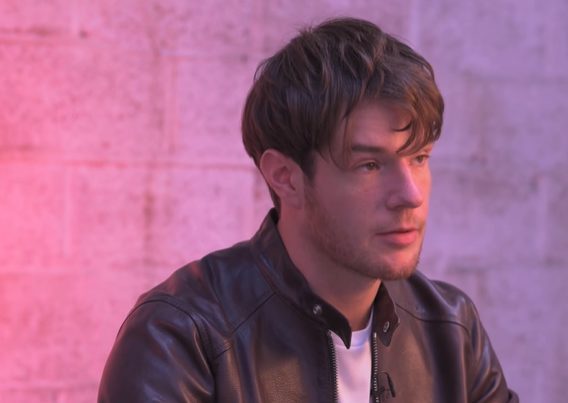 Papel Revelação em Sex Education